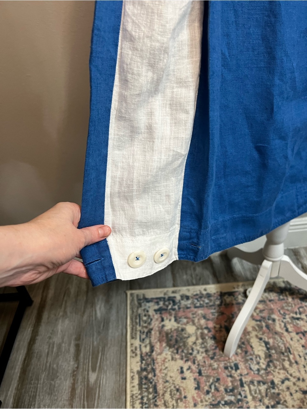 LueL linenwear Blue And White Short Sleeve 6 Small The Lithuanian brand
Button - Picture 5 of 12